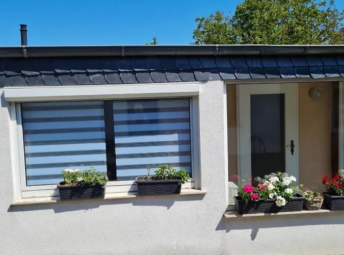 Apartment Mandy Mullrose